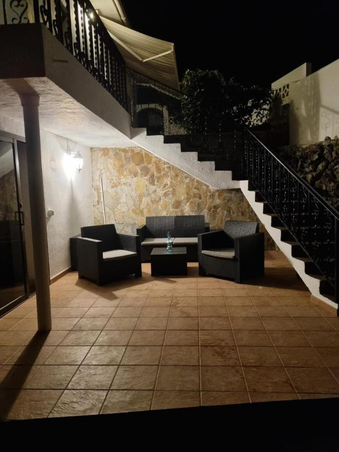 La Casa De Lucy & Karin Villa ลาโอโรตาวา ภายนอก รูปภาพ