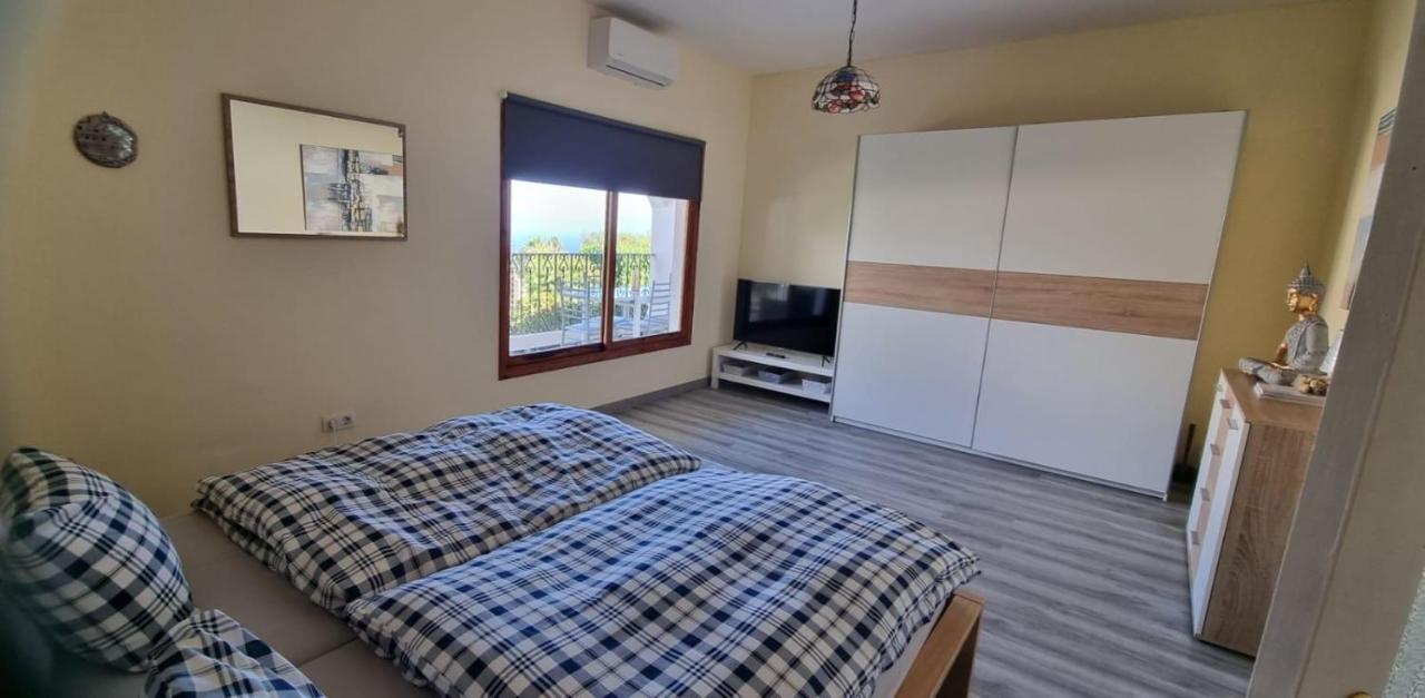 La Casa De Lucy & Karin Villa ลาโอโรตาวา ภายนอก รูปภาพ